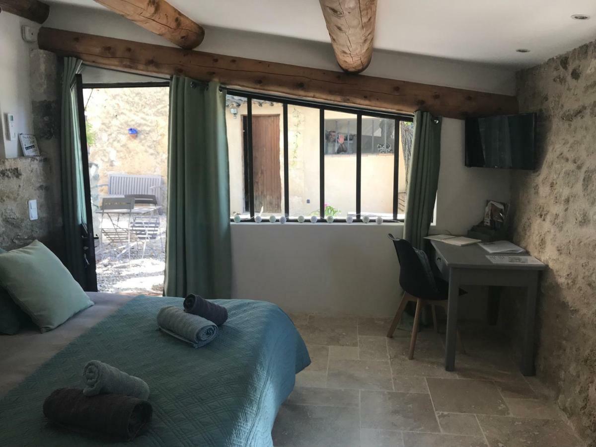 Bastide Bellugue Maison D'Hotes Reseau Bienvenue A La Ferme A 3 Minutes De Lourmarin Cadenet Exteriér fotografie